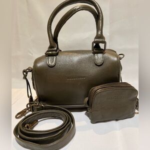 Wanderers Turin Olive color crossbody  with top handles & matching card wallet